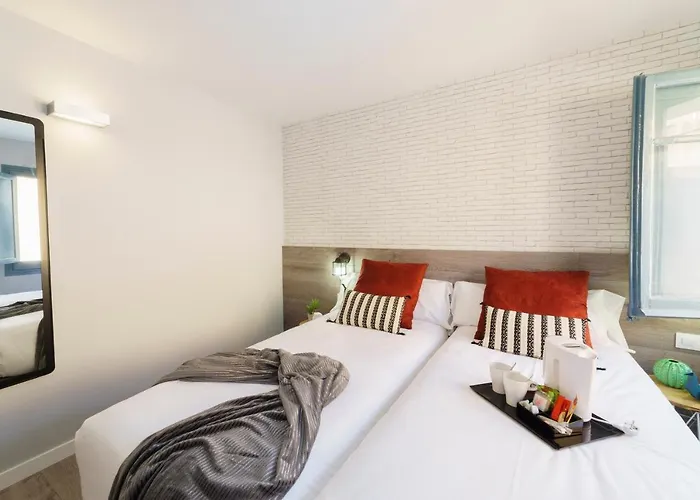 Bypillow Wander (Adults Only)